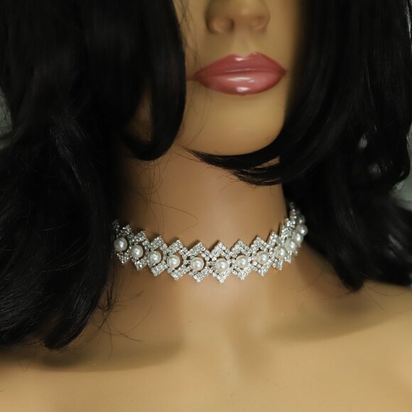 Sparkly Fancy White Stone & Pearl Choker Necklace Adjustable White Rhinestone Ch - Picture 4 of 11